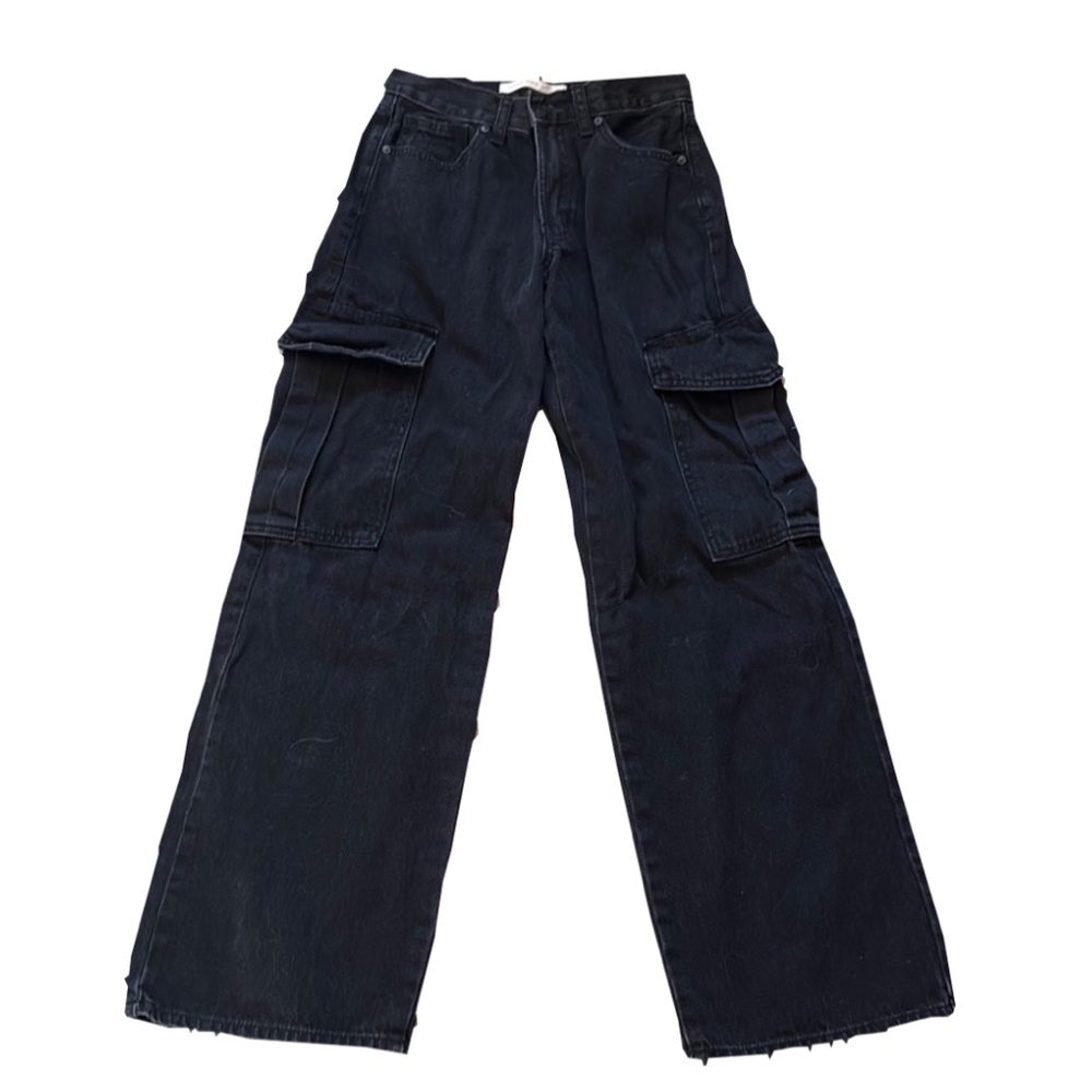 High-Rise, black cargo jeans. Barely worn, in great condition.